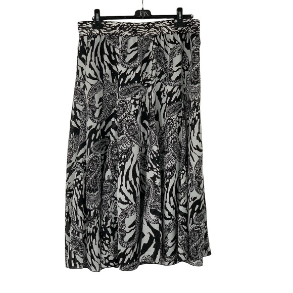 Chico's Maxi Lined Skirt Zebra/Paisley Print Flowy Bohemian Black/White Size 2/L - Picture 1 of 6